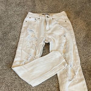 White mom jeans
